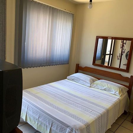 Apartamento Praia Do Morro Ha 150 Metros Da Praia, Garagem, Wi-Fi, 1 Andar Daire Guarapari Dış mekan fotoğraf